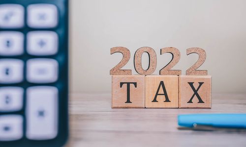 2022年の税制改正により、勤続5年以下の退職金が減ることを「知らない」と答えたのは8割。勤続意欲にも影響か