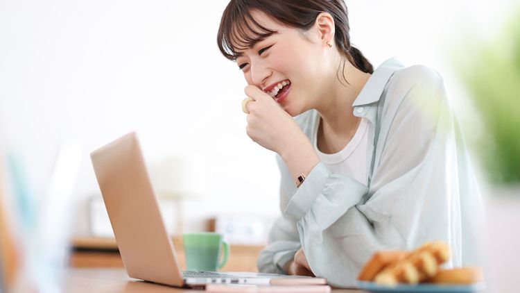 “企業動画の視聴”により「応募意欲が変わる」と24卒生の7割が回答。学生が企業に望む動画発信の内容とは