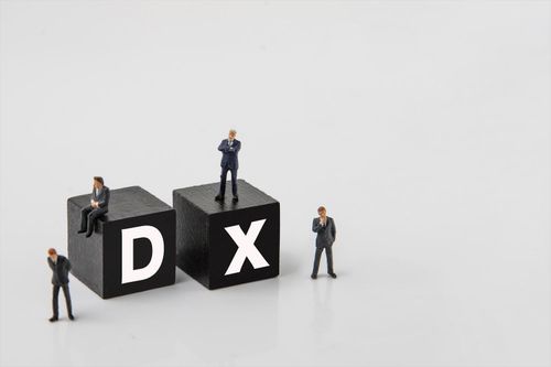 「DX銘柄2023」、「DX注目企業」、「DXプラチナ企業2023-2025」を経産省が発表。各企業の事例・取り組みも公開