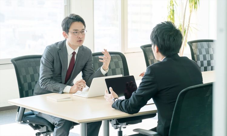 逆ハラを気にして厳しいことを言えない…“ハラ萎縮”経験者は7割以上。若手社員育成における深刻な弊害の事例も