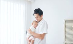 男性育休取得率、1ヵ月以上取得率の過年度推移