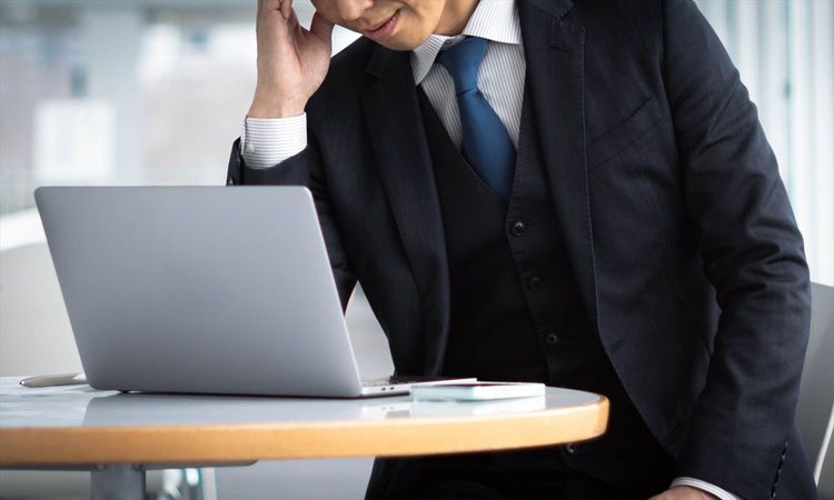 人事評価に「納得していない」従業員は4割、6割が「自己評価とギャップあり」…人事評価に対する不満と割り切りが浮き彫りに