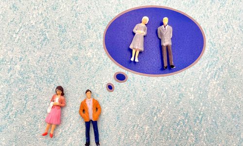 “平均4年7ヵ月”の介護実態に向き合う―ジャパネットHDが制度拡充で「介護休業2年」に延長