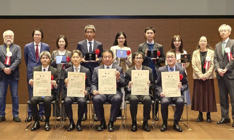 「HRX of The Year 2025」授賞企業が決定！ 丸紅、小田急、オリコなど5社を表彰—―人事変革を先導する先進的取り組みとは