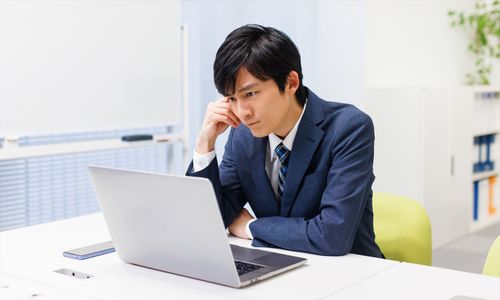 組織サーベイ回答者の約4割が「正直に答えていない」現状。サーベイ形骸化の実態と変革につなげる条件とは