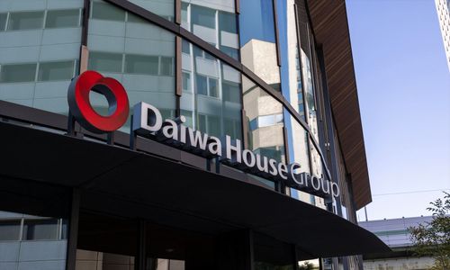 子どもが生まれた正社員に最大100万円を支給。大和ハウスグループの若松梱包運輸倉庫が「次世代育成一時金」を新設