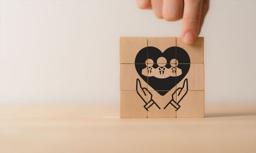 「永年勤続報奨金制度」を新設するシーラホールディングス。ベースアップと確定拠出年金拡充で人的資本投資を強化