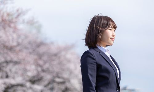 大企業と中小で広がる採用格差――26卒充足率・27卒早期化が示す新卒採用の現在地【HR総研調査・ダイジェスト版】