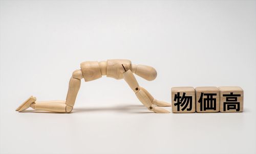 【物価高への対応実態】中小企業の約7割が物価高で“経営に悪影響”。価格転嫁実施も「コストの8割以上を転嫁」は2割止まりに