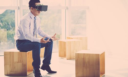 研修だけでなく採用活動にも広がる、人事におけるVR技術の活用