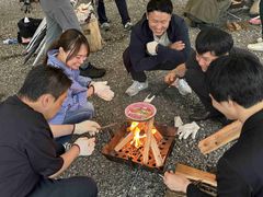 アウトドアでのチームビルディングプログラムなど体感的にビジネスマインドを学び、従業員同士の絆を深めながら組織成果の最大化につなげるプログラムを個社毎にカスタマイズしてご提案できます。