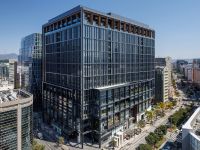 福岡・天神の「ONE FUKUOKA BLDG」に本社を構える株式会社クイック福岡。