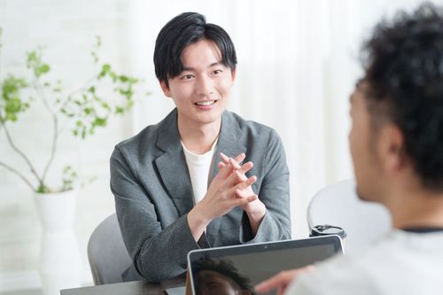 Z世代の営業力を伸ばす鍵とは ― 主体性を引き出す育成デザイン