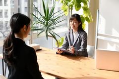 面接官にトレーニングが必要な理由　面接官に求められるスキルと役割とは