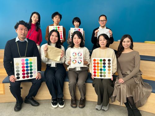 「パーソナルカラー診断」講座の様子