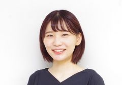 山下茜