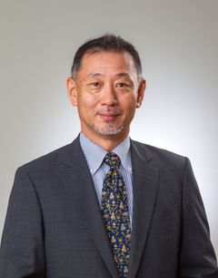 岩田　松雄