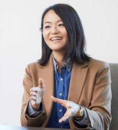 藤島 安衣
