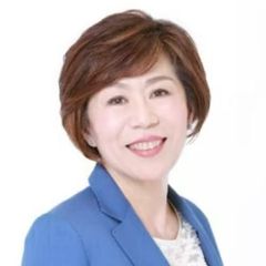 青地　真巳