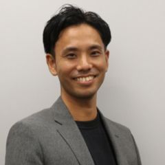 唐真　卓也