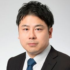 平田　進爾