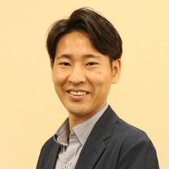 真山　光祐