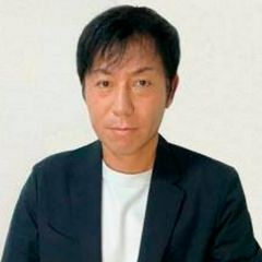 都築　伸佳