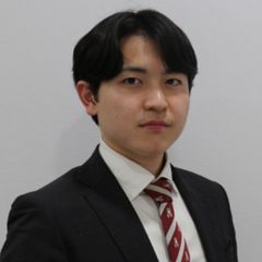 上江洲　由将