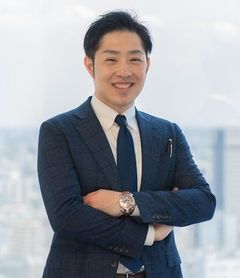鈴木 亮多