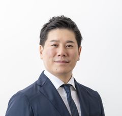 小林 祐児