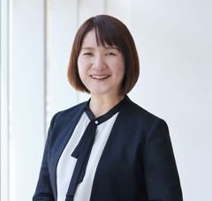 小島 玲子