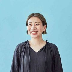 穴原 彩子
