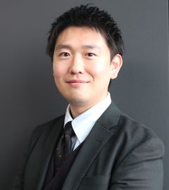 清野　健一