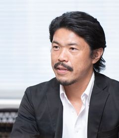 井上 亮太郎