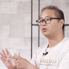 川村 拓也