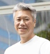 越川　康成