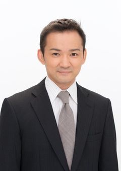 迫間　智彦
