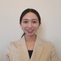 畠⼭ 朱梨