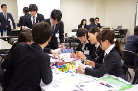 商品の企画開発風景