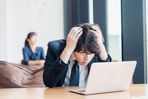 若手社員の“仕事への不安感”をどう指導する？ ネガティブ心理をポジティブに活かすための考え方とは（第7回）