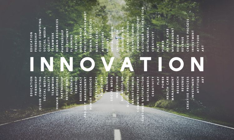 「イノベーション」とは? 意味や種類、企業が直面する課題を紹介