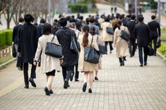 第140回 コロナ過で生まれる「日本の新卒採用」の新様式。“多様性への配慮”や“逆求人サイト”など23卒採用の特徴とは