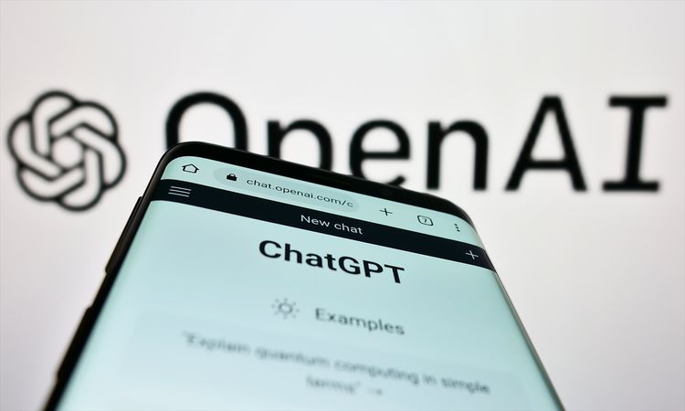 今さら聞けない「ChatGPT」の意味と企業での具体的な活用事例を解説