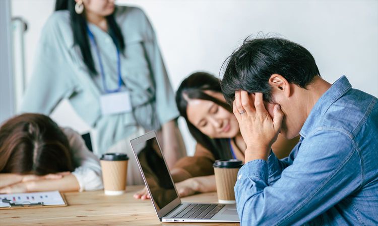 第43回：部下の「怠慢」や「慣れ」に刺激を与えるアプローチ！ 行動経済学を使い、“逆説的”に部下をやる気にさせる方法とは？