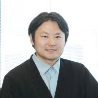 韮原 祐介 氏