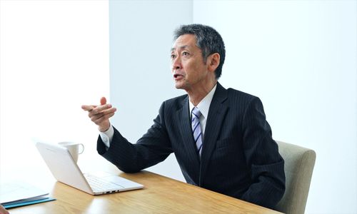 第48回：強気で突き放す戦略が、上司の魅力を光らせる。パワハラを恐れすぎずに“上司ブランド”を高めるコミュニケーションとは