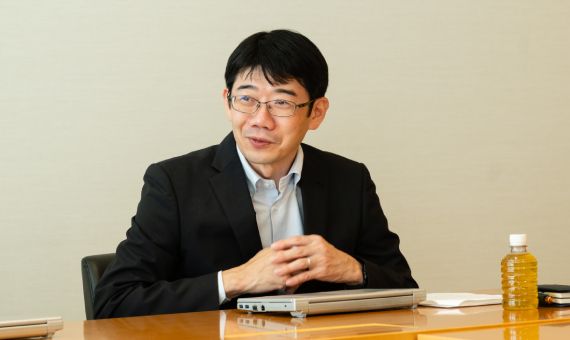 島津製作所谷川様