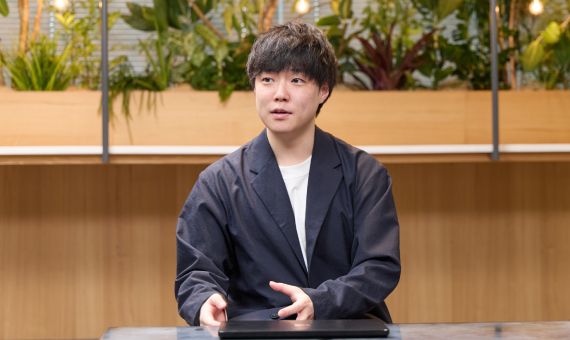 U-NEXT HOLDINGS有坂様