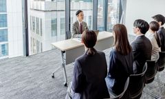 第181回 11月時点で文理とも約7割が面接経験。27卒就活は「インターン経由」・「AI活用」が新常識に