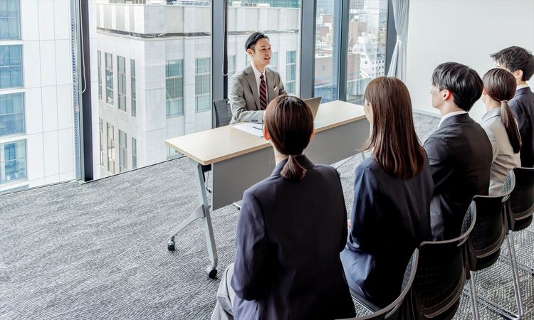 第181回 11月時点で文理とも約7割が面接経験。27卒就活は「インターン経由」・「AI活用」が新常識に